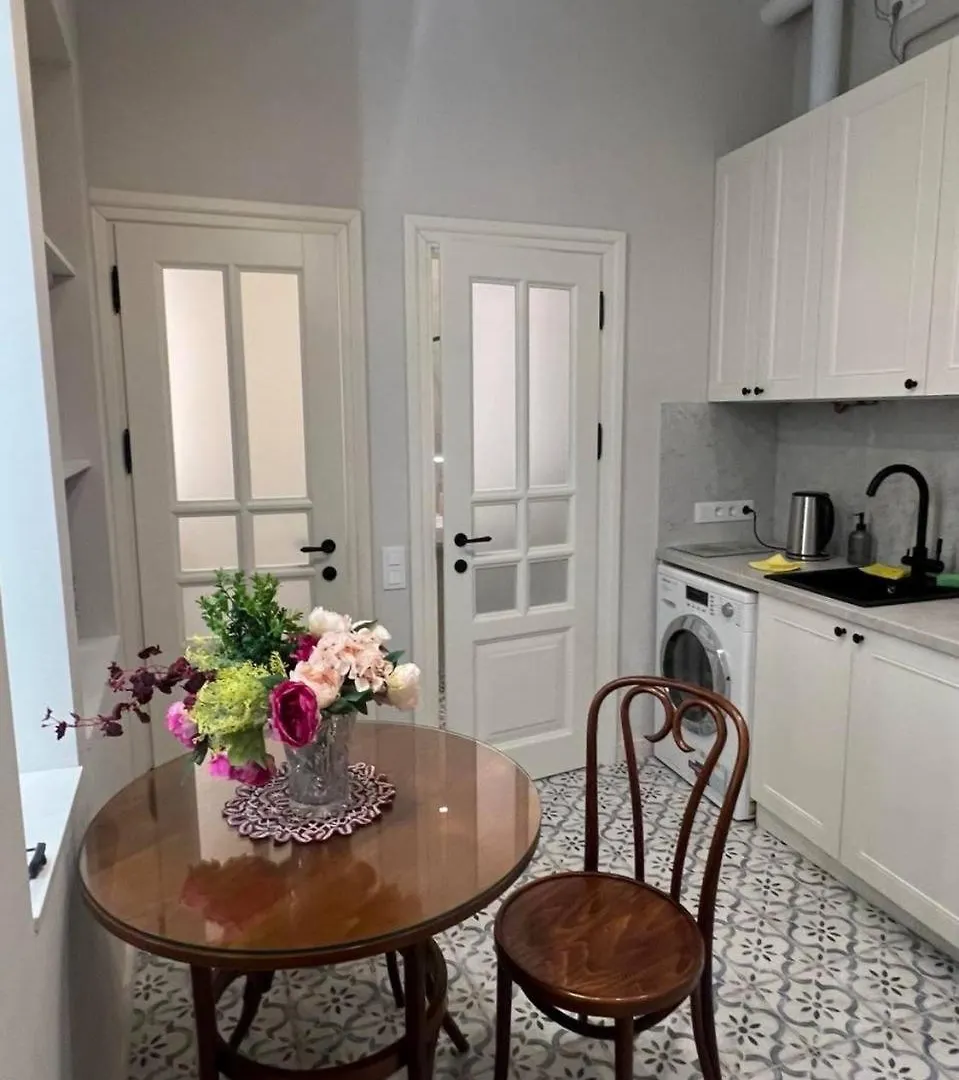 Sweet Apartaments Near Opera House Lviv